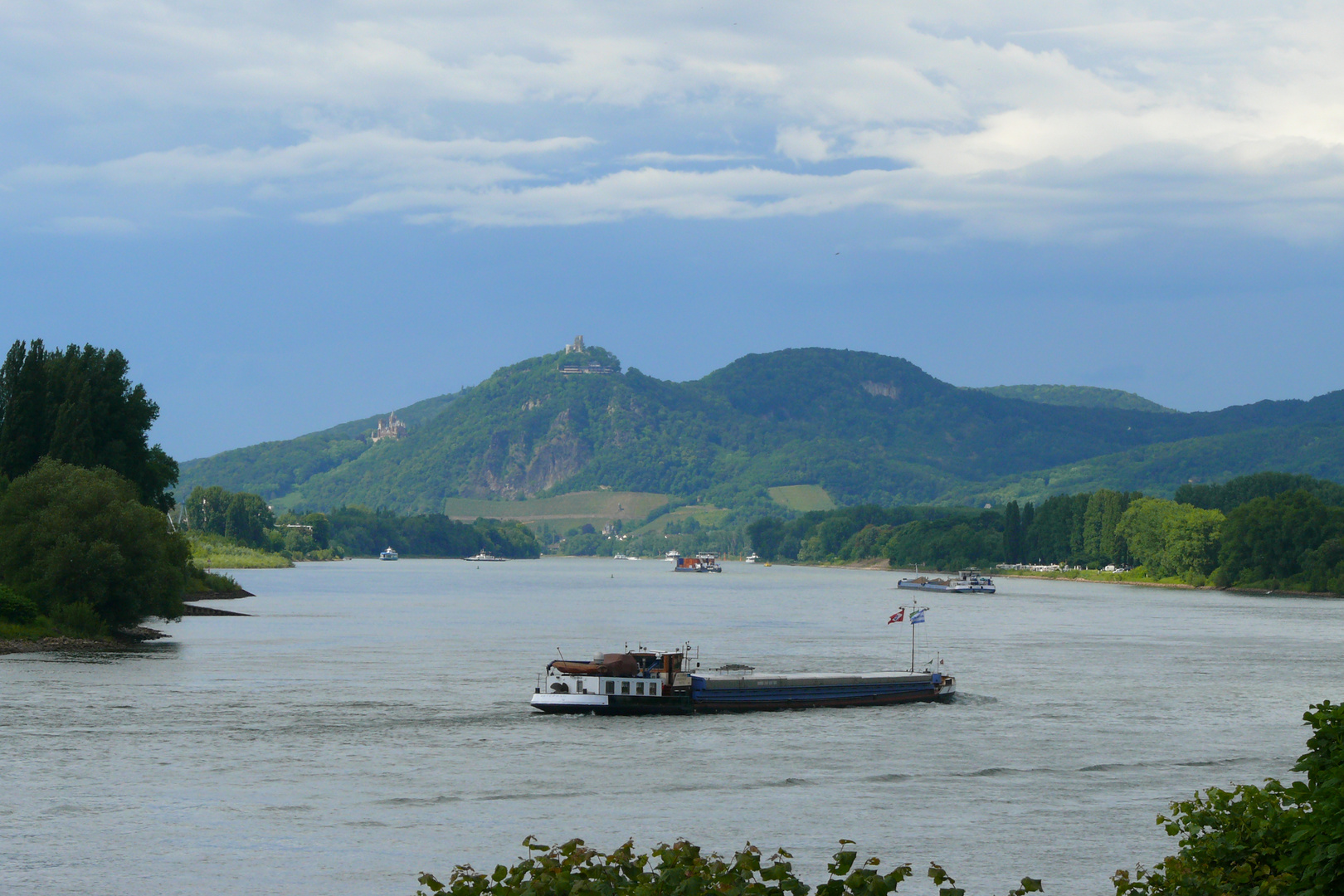 Rhein und Siebengebirge