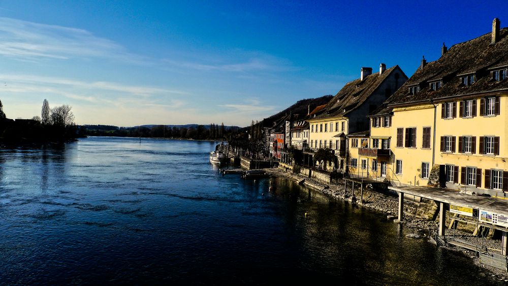 Rhein verlässt den Bodensee