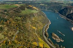 RHEIN-WEIN unweit von der Loreley