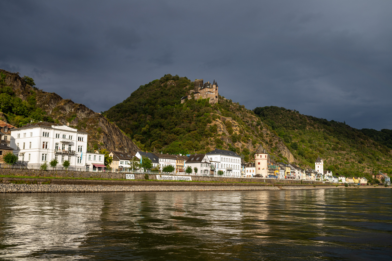 Rheinblick auf Sankt Goarshausen