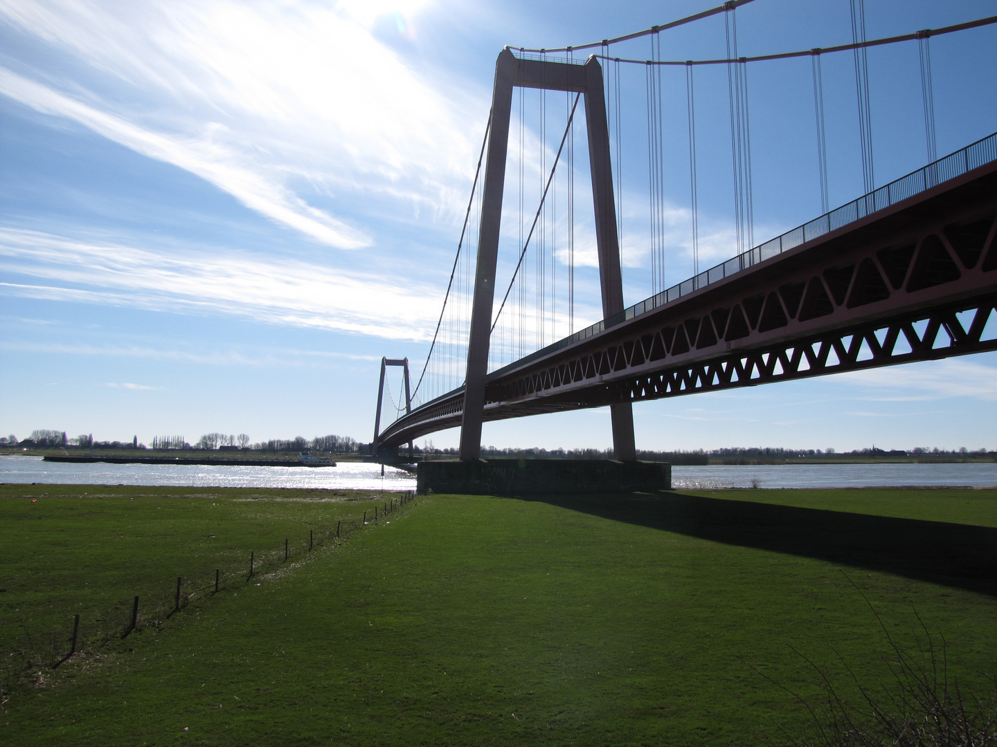 Rheinbrücke bei Emmerich