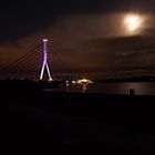 Rheinbrücke bei Vollmond