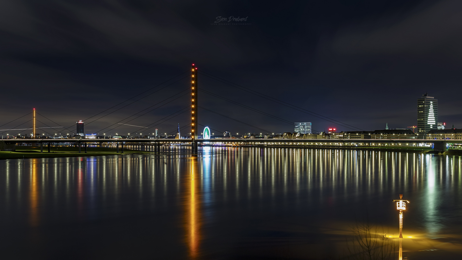 Rheinbrücke Düsseldorf