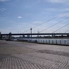 Rheinbrücke Düsseldorf