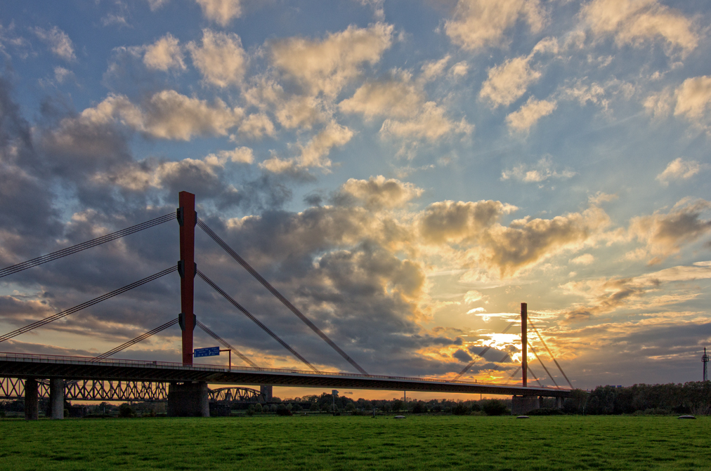 Rheinbrücke Duisburg