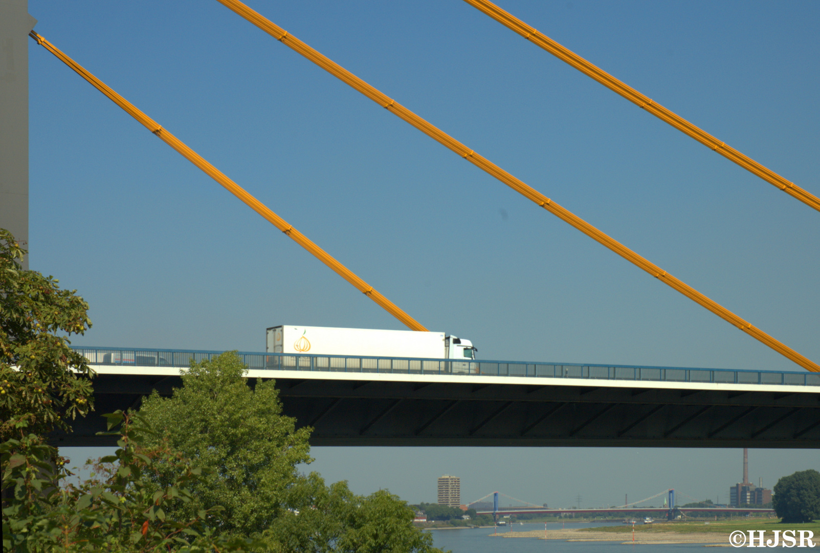 Rheinbrücke Duisburg Neuenkamp (A40)