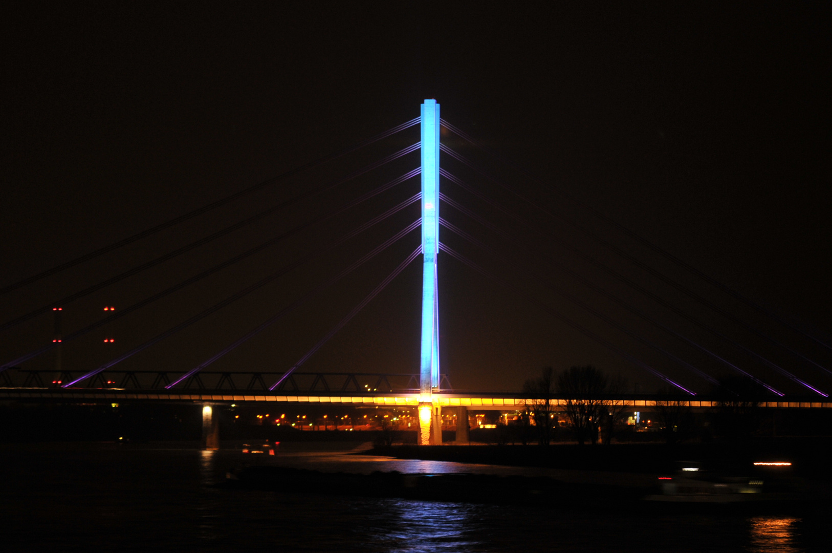 Rheinbrücke im Lichterschein