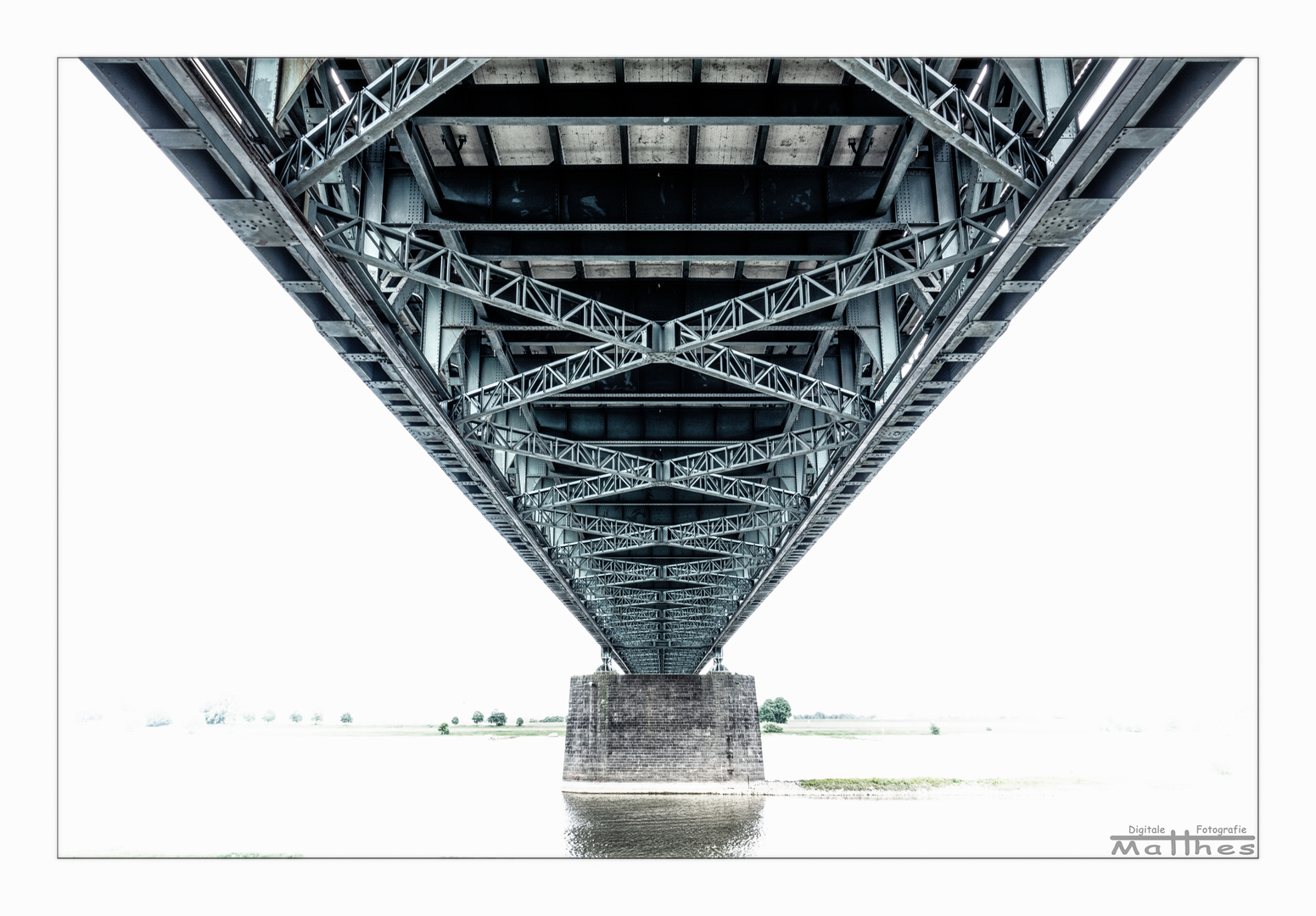 Rheinbrücke in Uerdingen