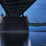 Rheinbrücke in Uerdingen ...