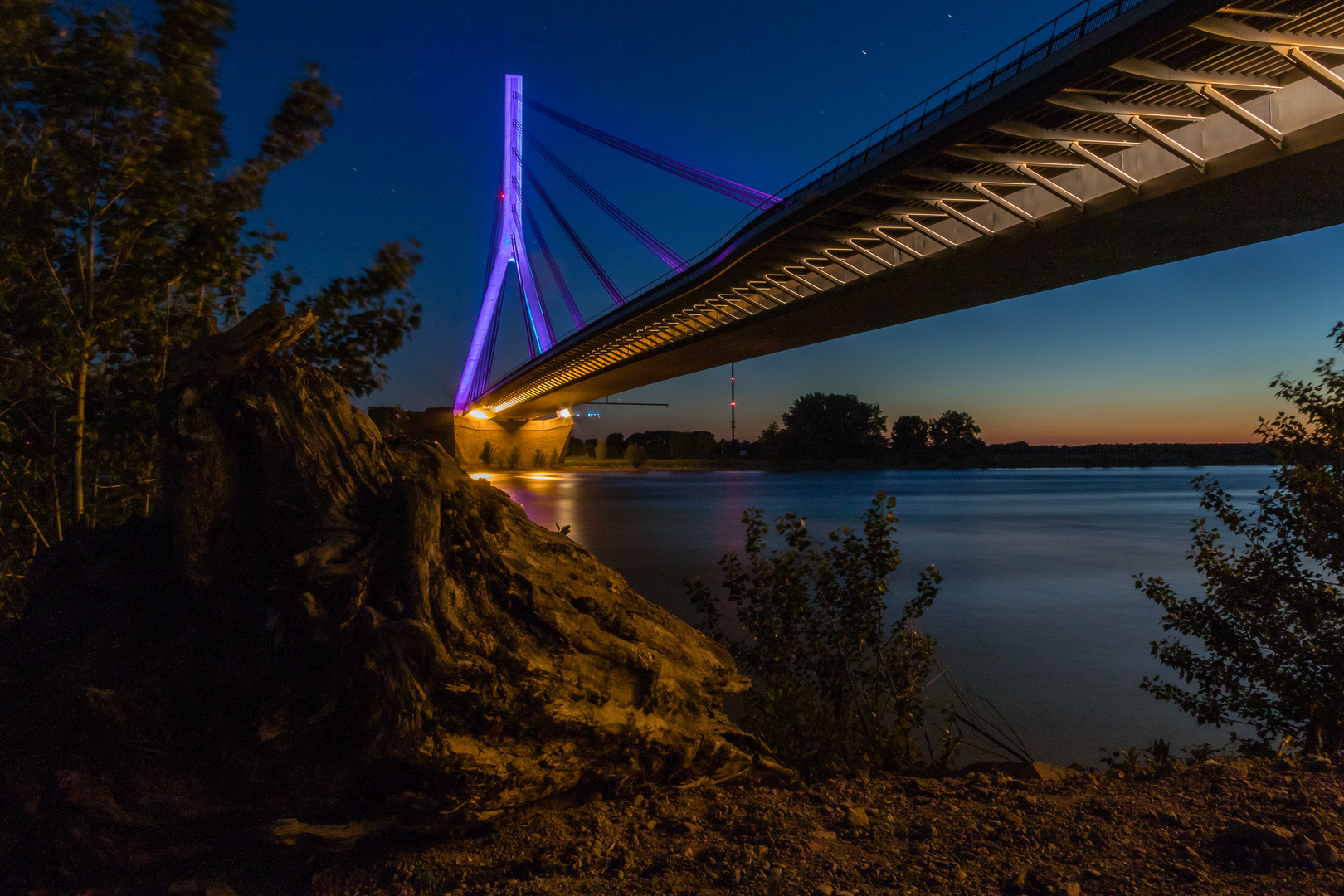 Rheinbrücke in Wesel 1