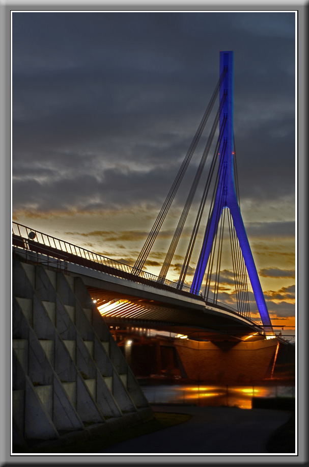 Rheinbrücke in Wesel