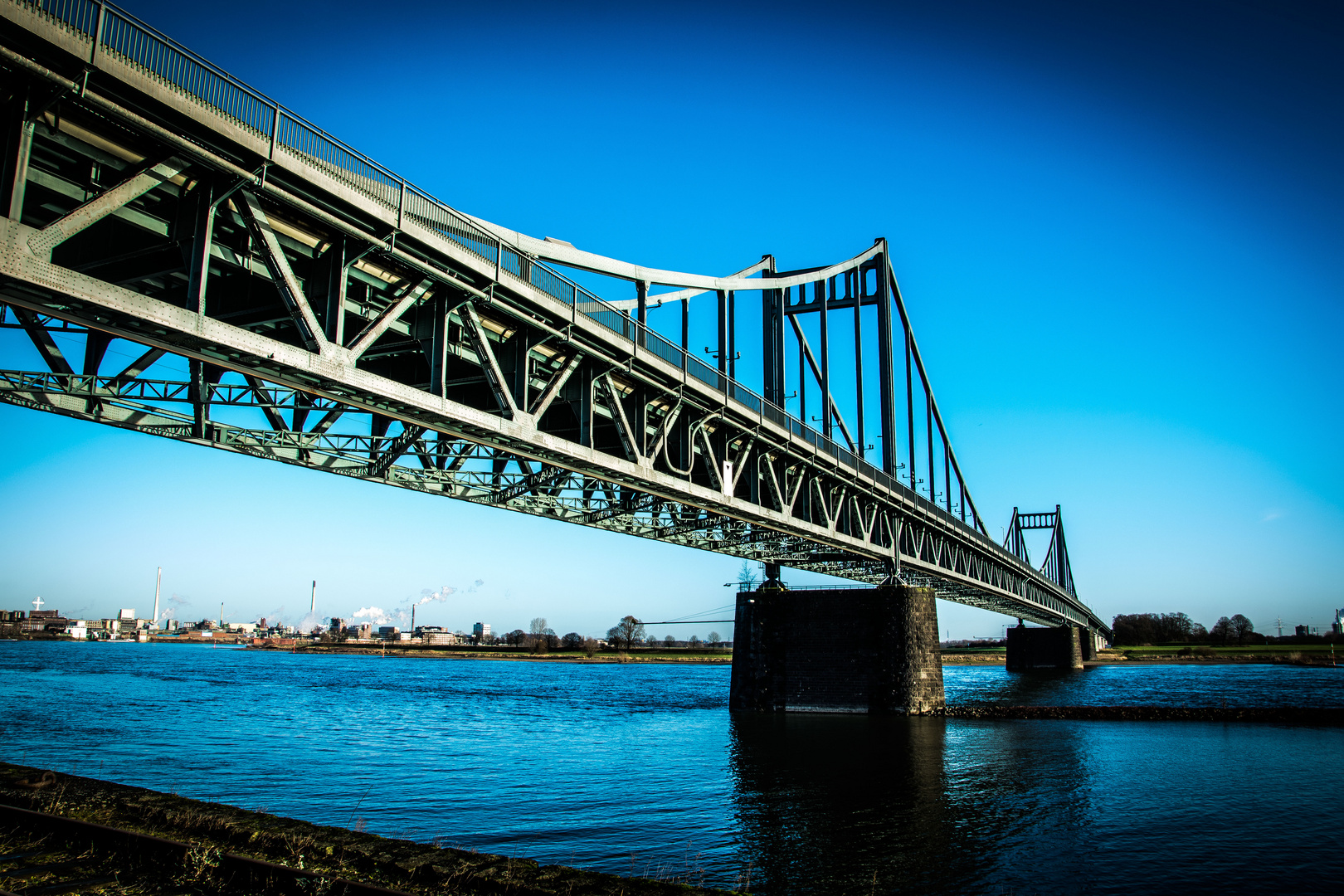 Rheinbrücke Krefeld