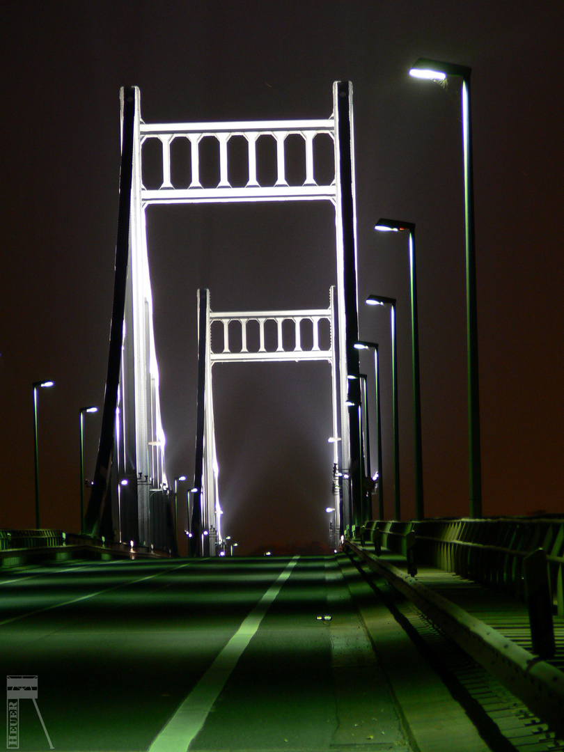 Rheinbrücke Krefeld