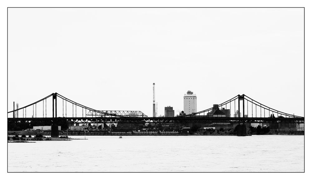 Rheinbrücke Krefeld