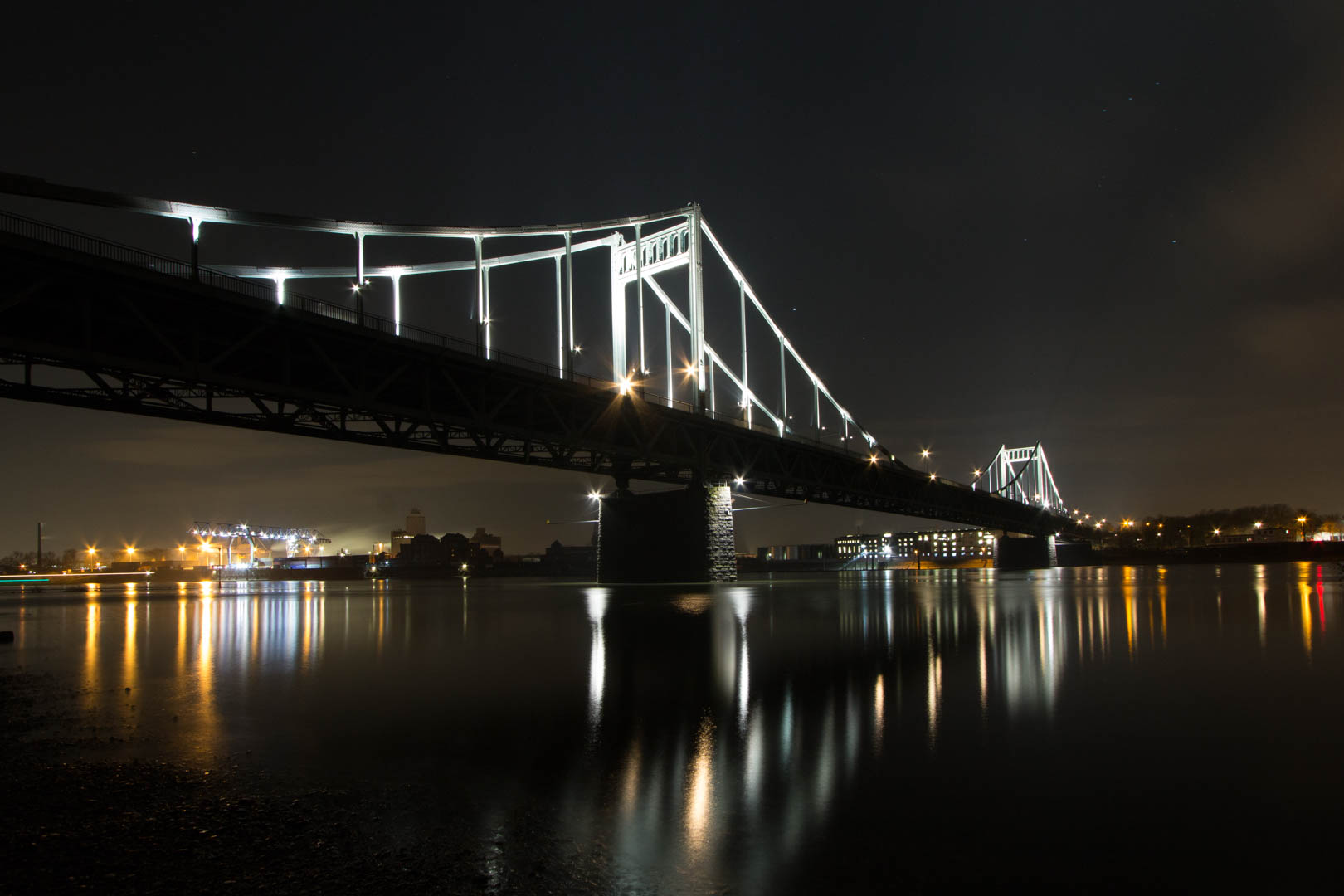 Rheinbrücke Krefeld