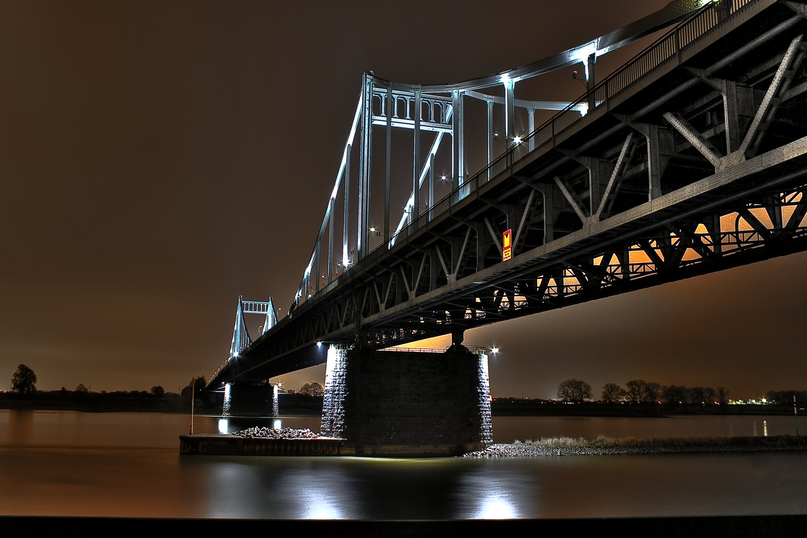 Rheinbrücke Krefeld Duisburg