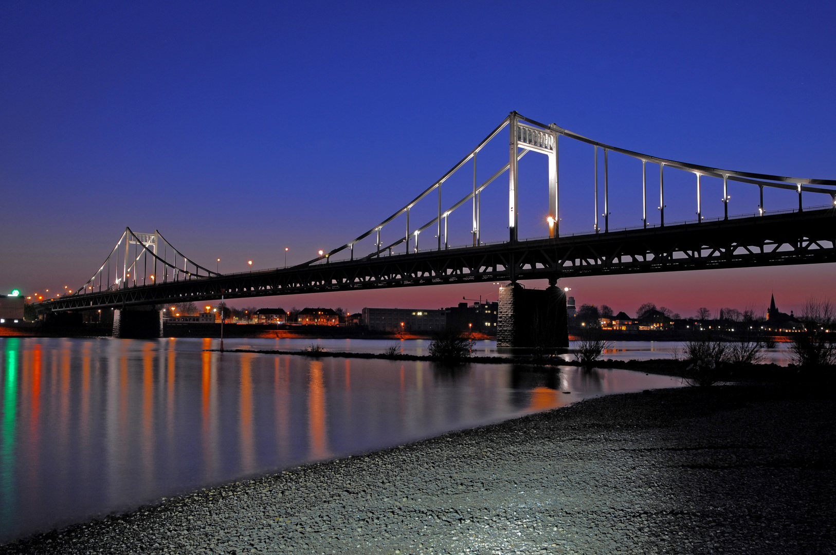 Rheinbrücke Krefeld-Uerdingen 1