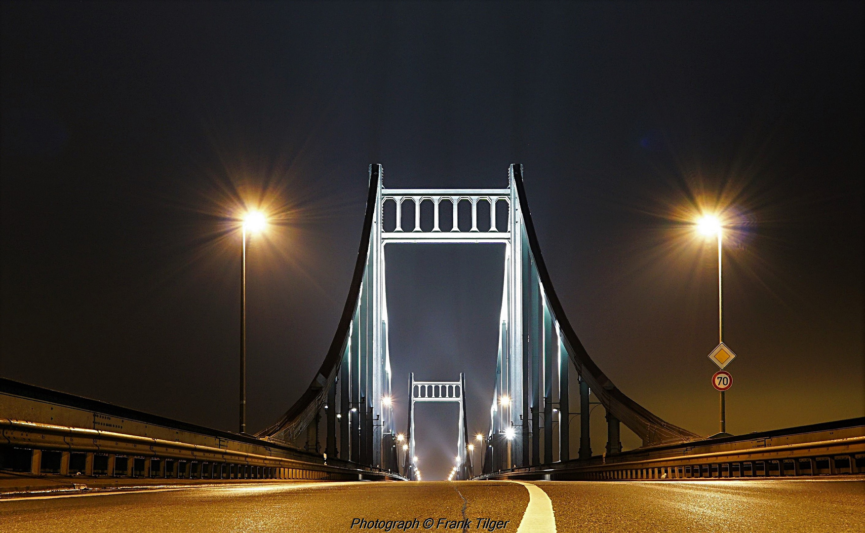 Rheinbrücke Krefeld-Uerdingen......