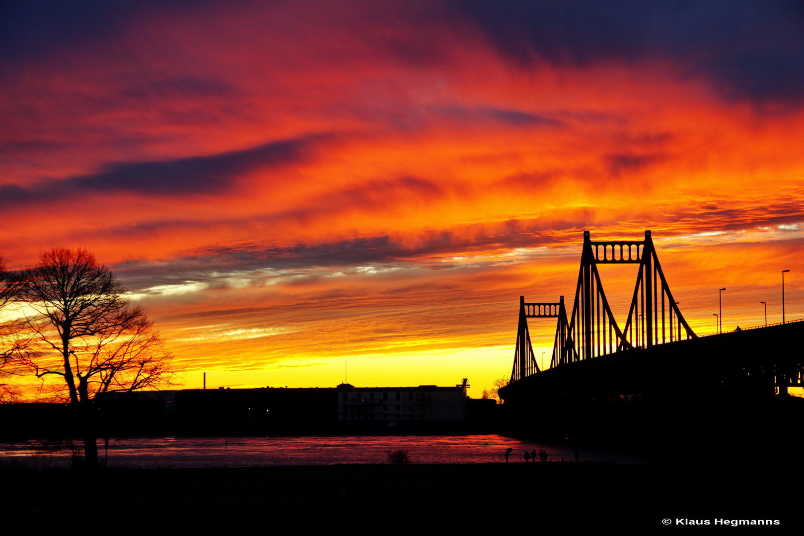 Rheinbrücke Krefeld Uerdingen