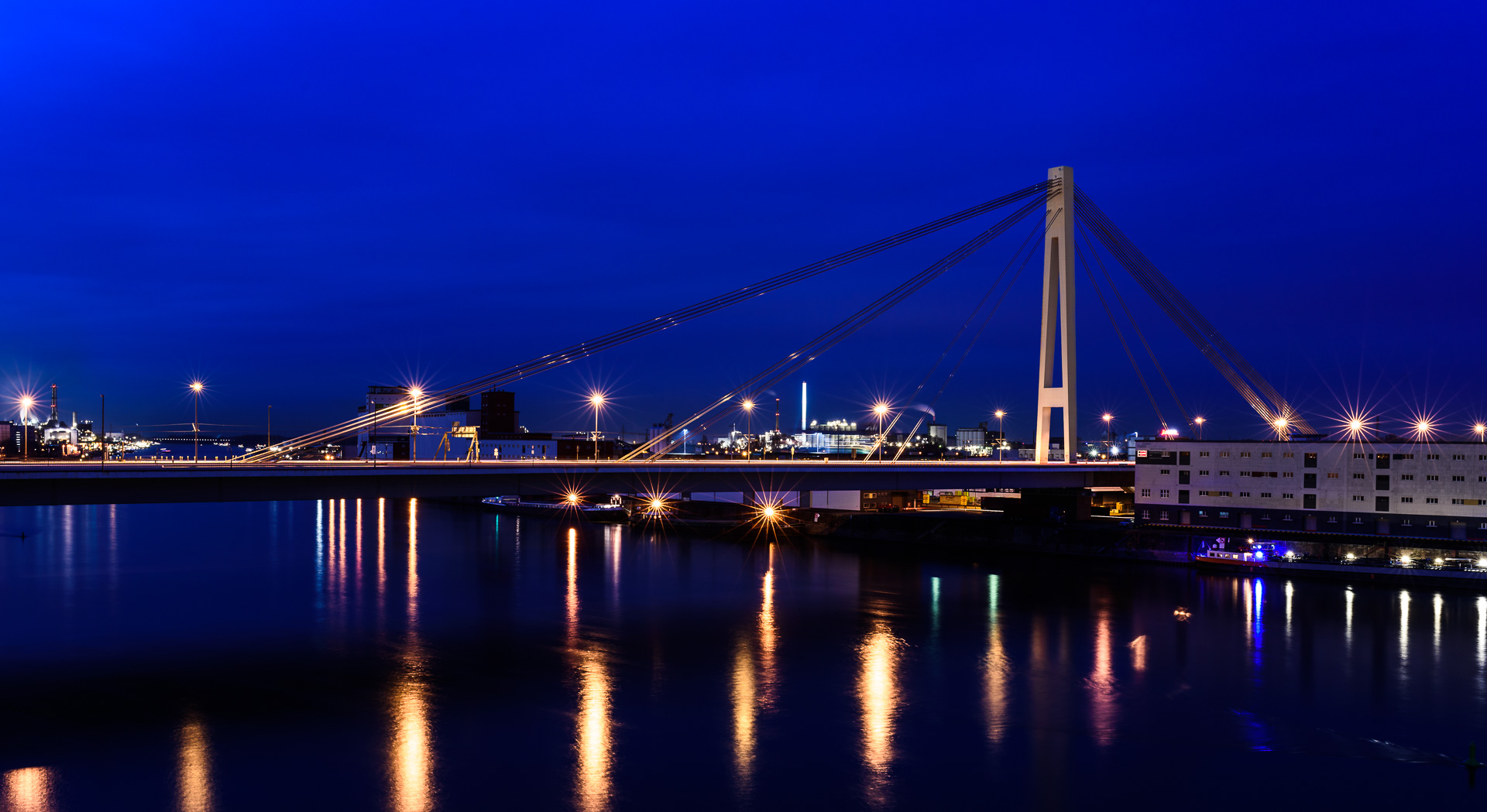 Rheinbrücke LU-MA