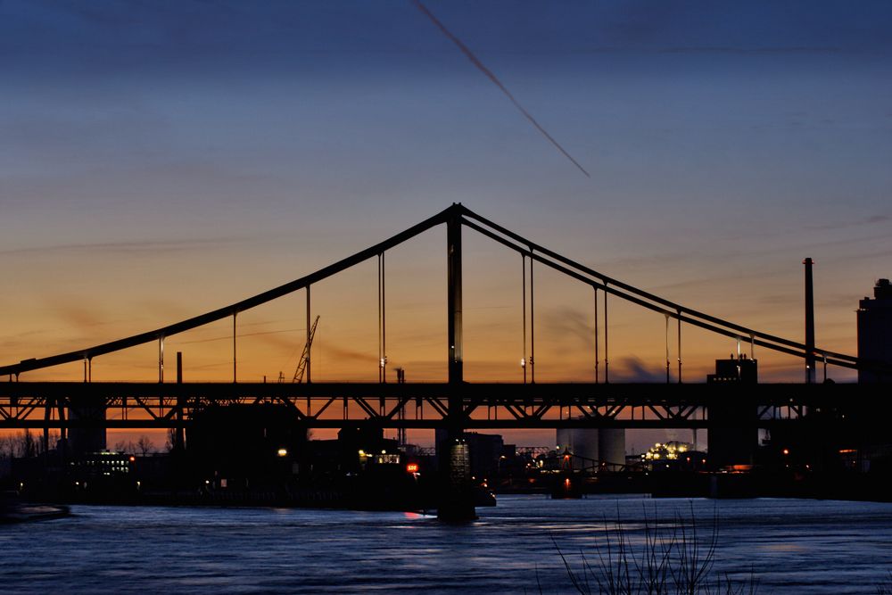 Rheinbrücke Uerdingen