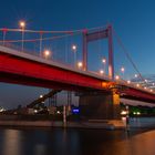 Rheinbrücke von Ruhrort nach Homberg