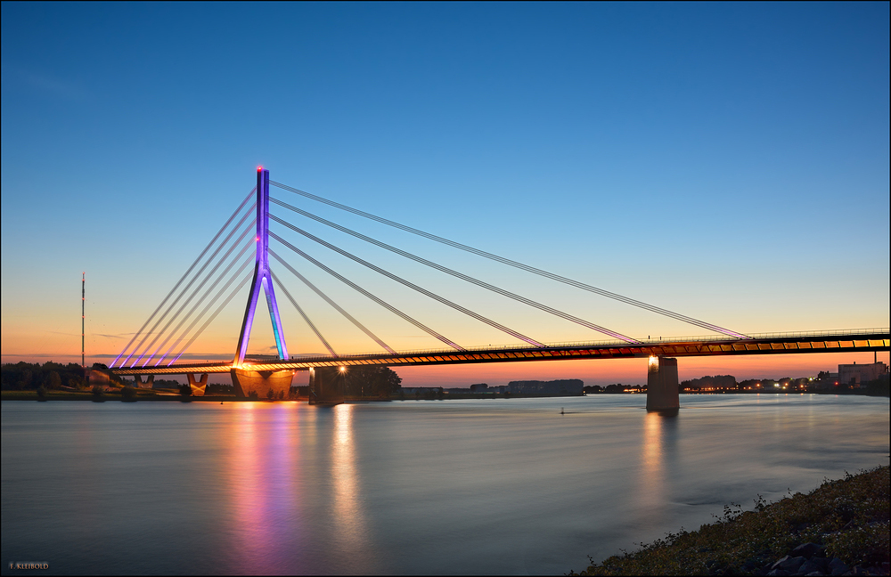 Rheinbrücke Wesel