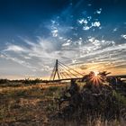 Rheinbrücke Wesel  am frühen Abend