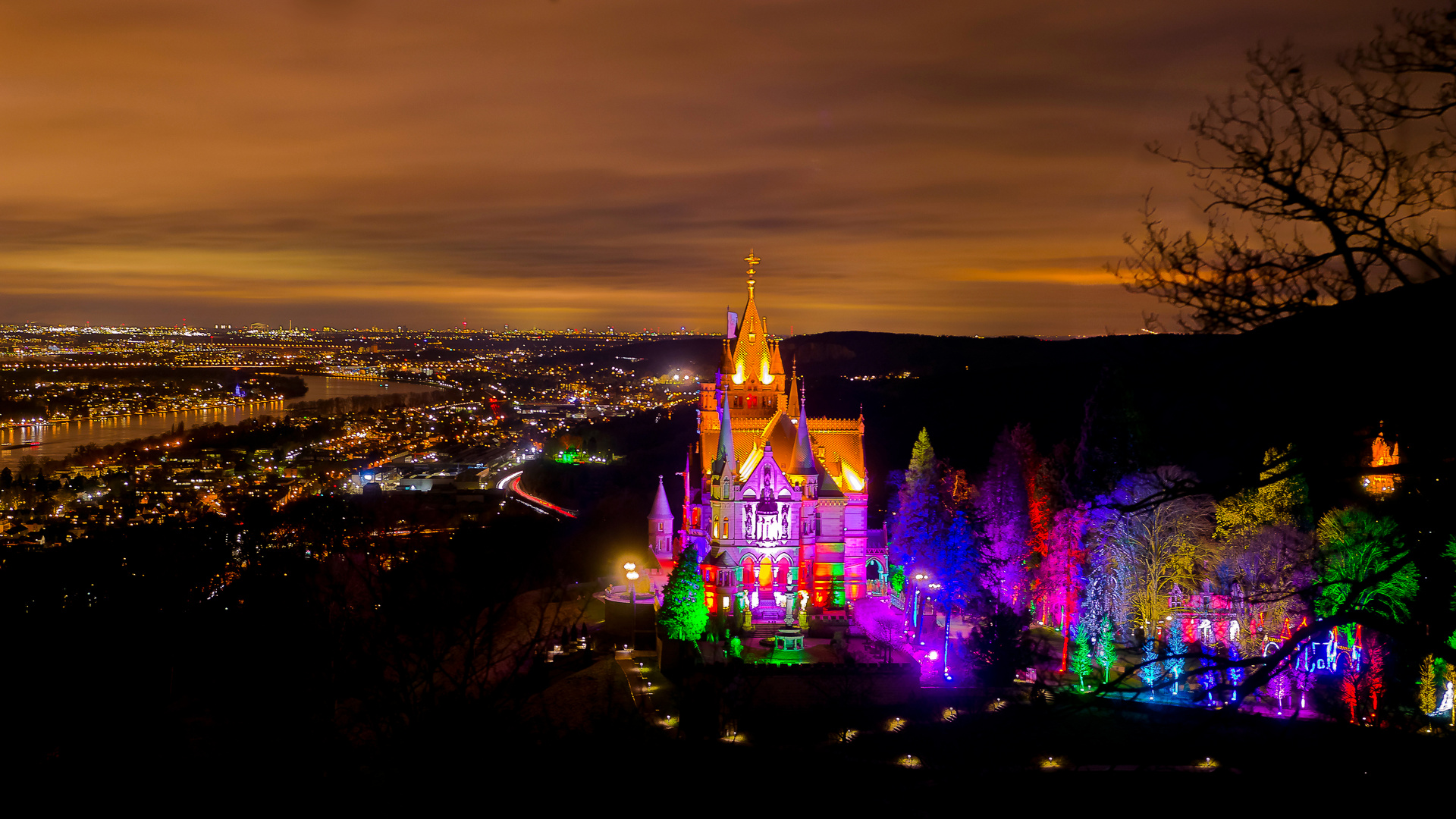 Rheinebene bei Köln, Drachenburg