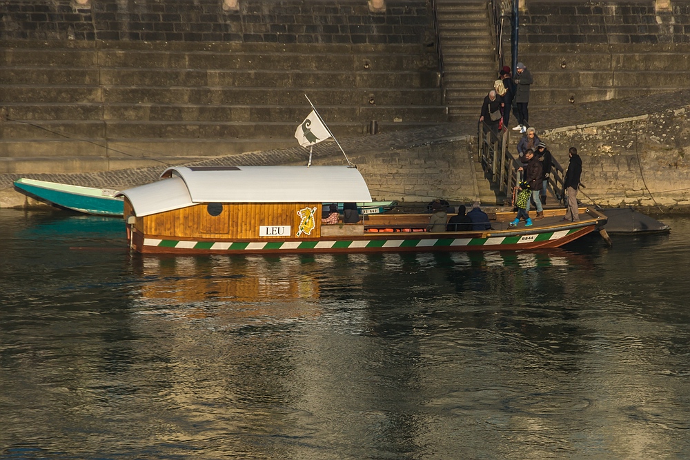 Rheinfähre "Leu"