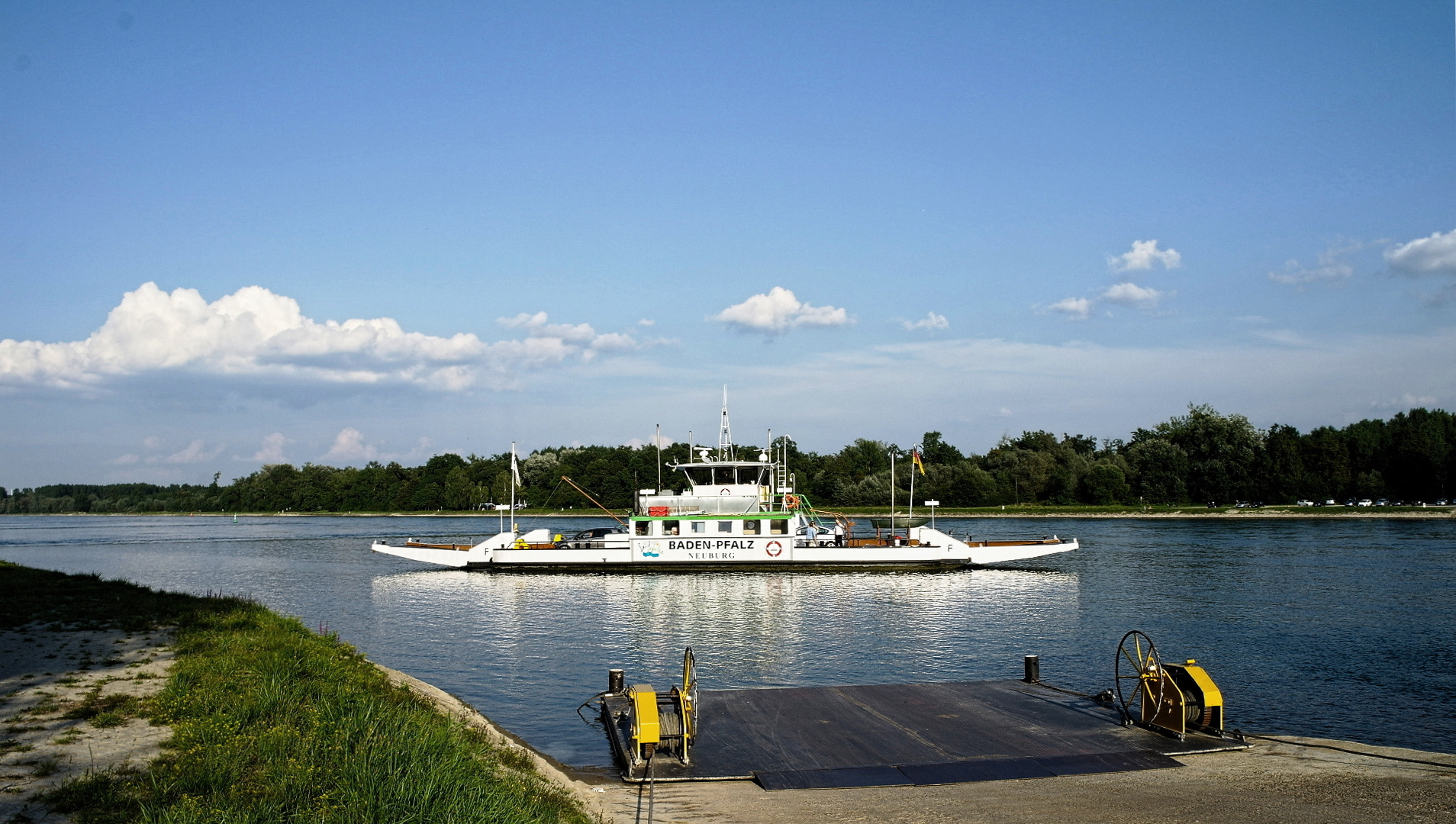 Rheinfähre Pfalz-Baden