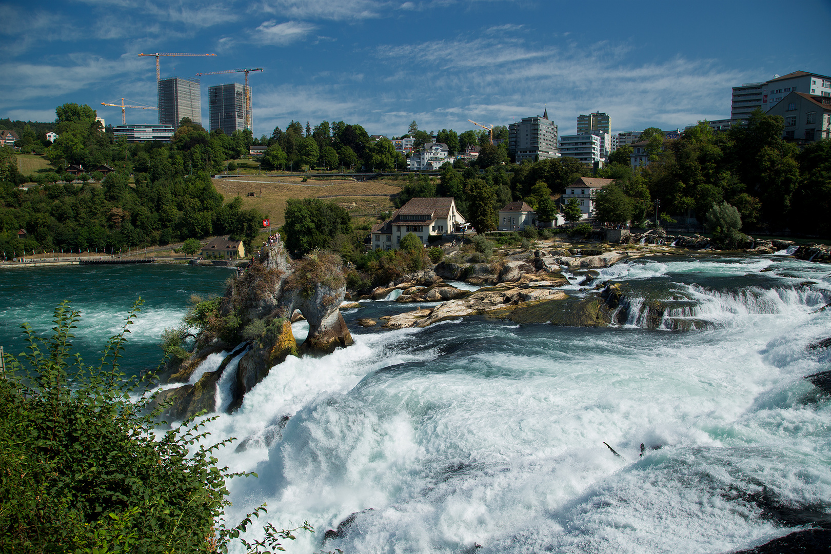 Rheinfall - auch bei wenig Wasser sehenswert