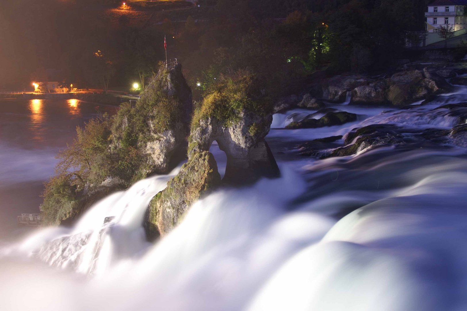 Rheinfall bei Neuhausen (CH) andere Perspektive