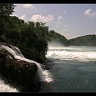 Rheinfall einmal von der Seite betrachtet...