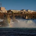 Rheinfall in der Abendsonne mit viel Wasser