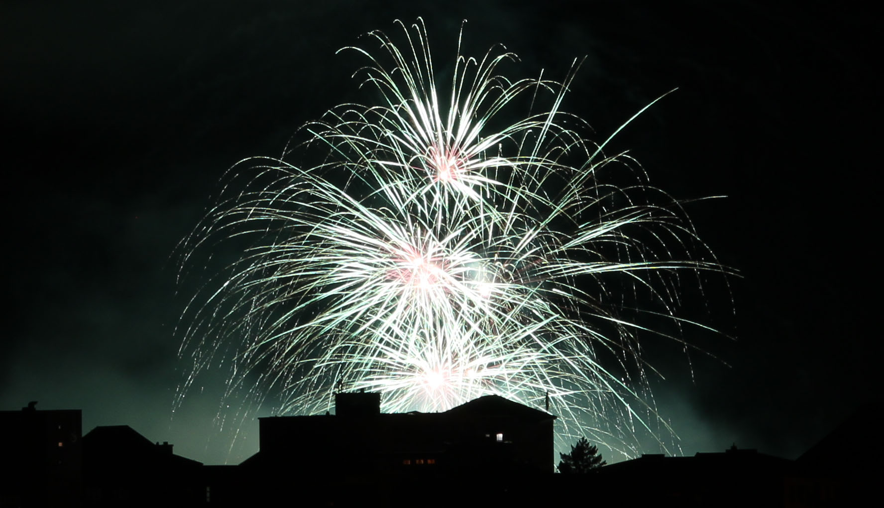 Rheinfall in Flammen 2011 / 2