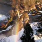 Rheinfall mit kleinem Regenbogen