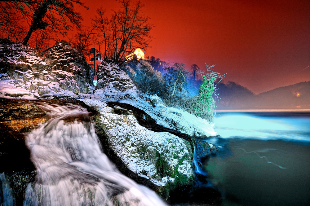 Rheinfall mit Schloss Laufen