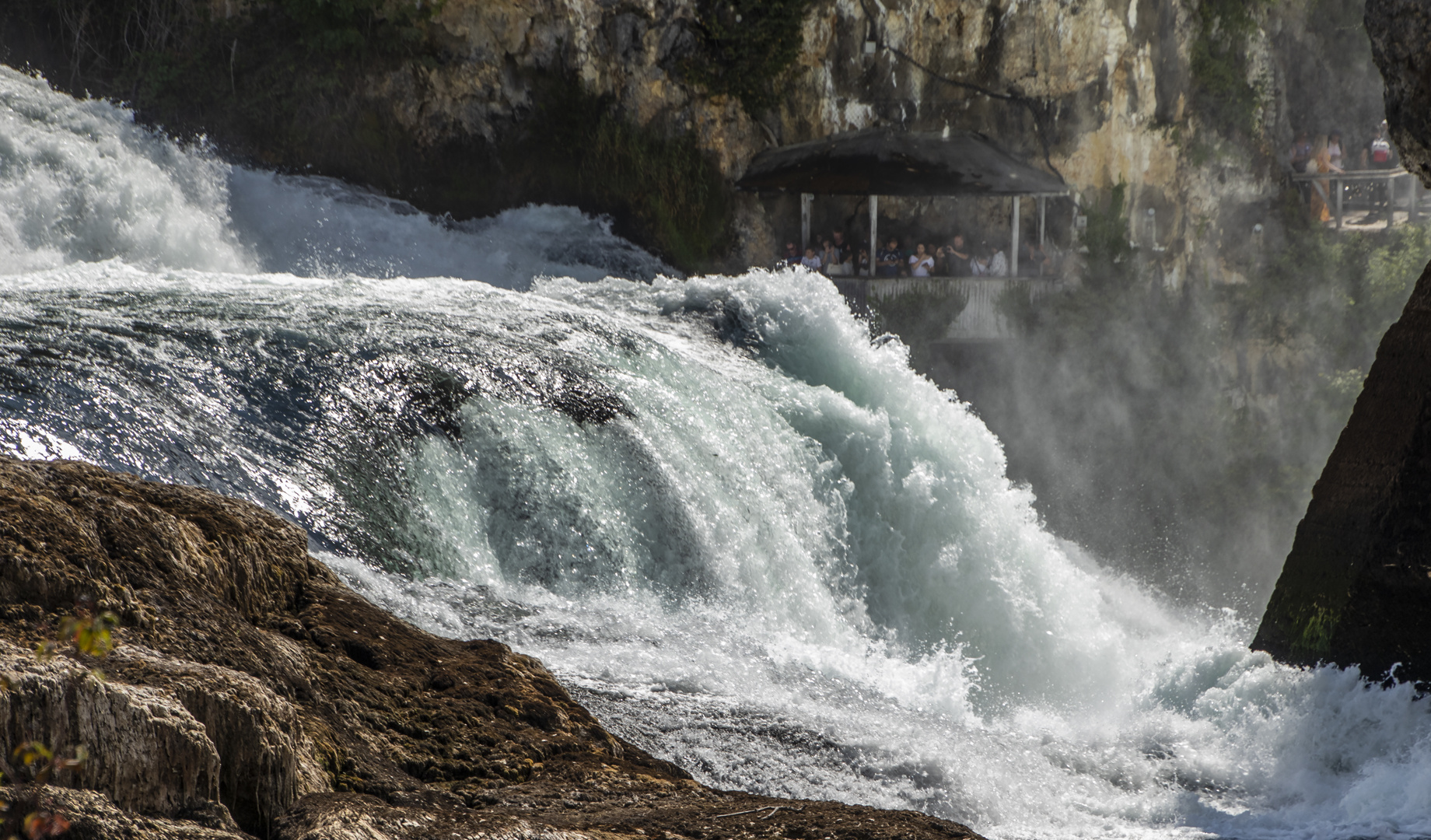 Rheinfall mit wenig Wasser