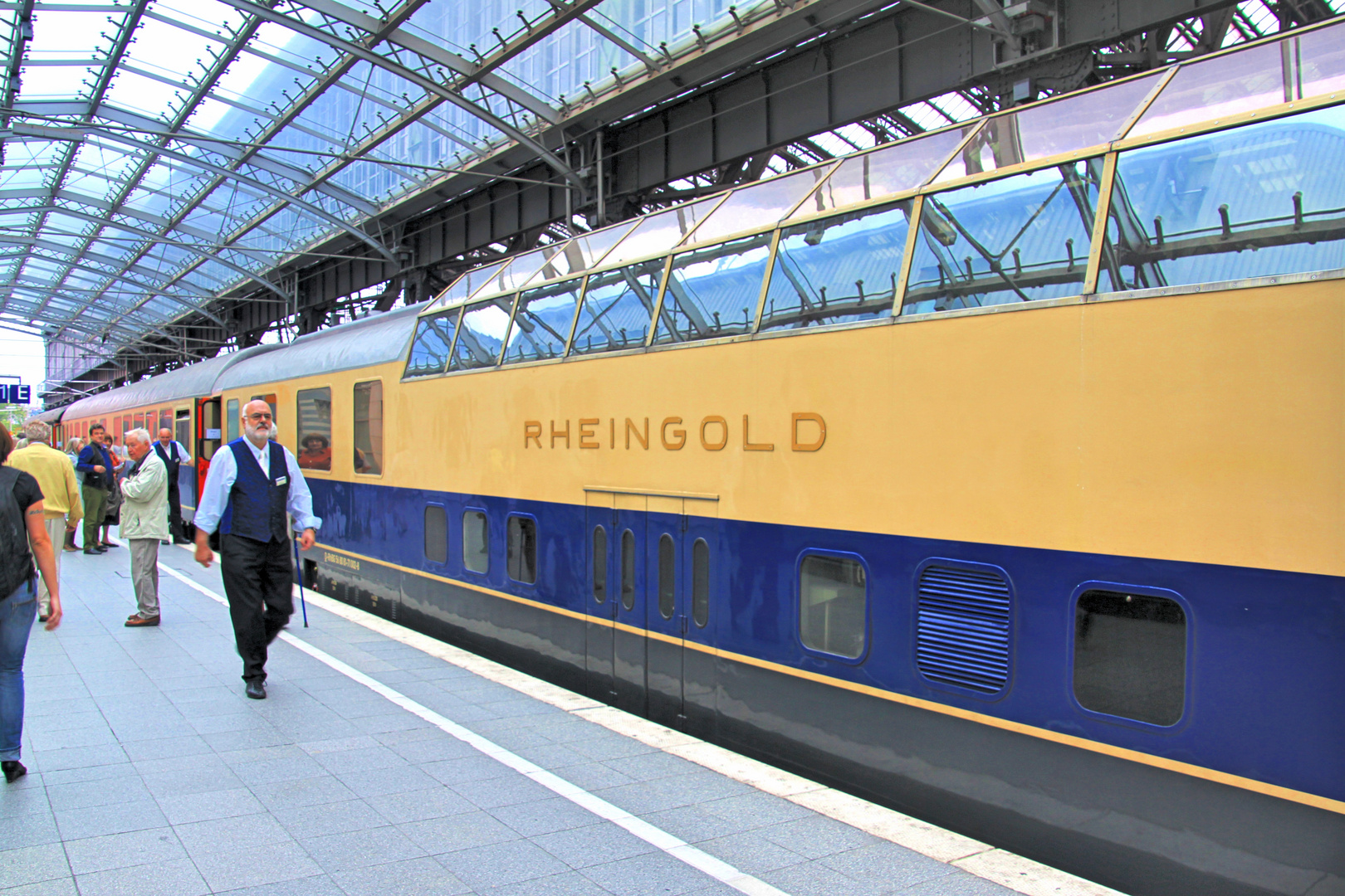 Rheingold im Hauptbahnhof