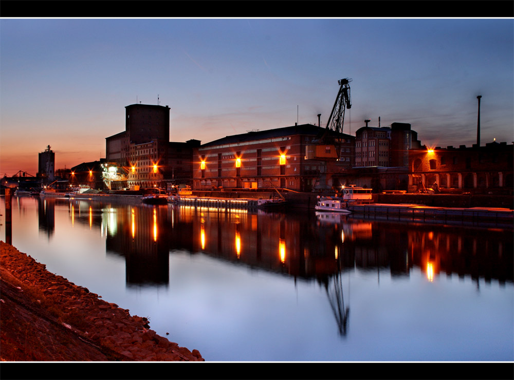 Rheinhafen Becken II