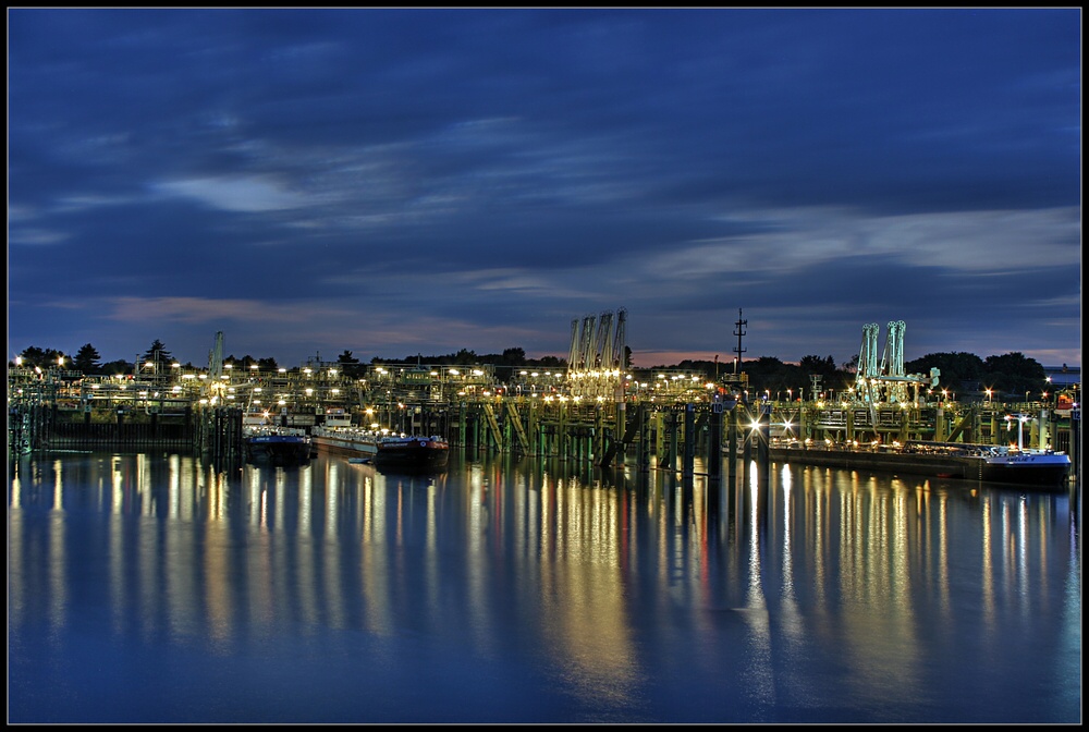 *Rheinhafen II*