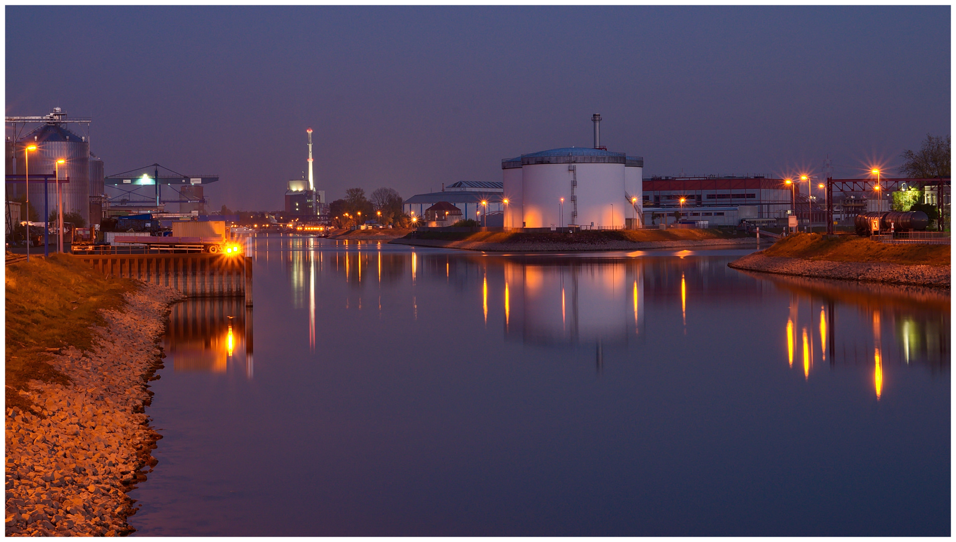 Rheinhafen Karlsruhe