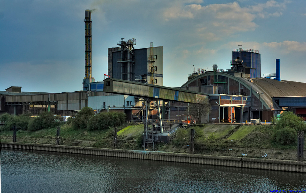 Rheinhafen - Krefeld - Uerdingen / HDR