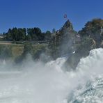 Rheinhilde am Rheinfall 01