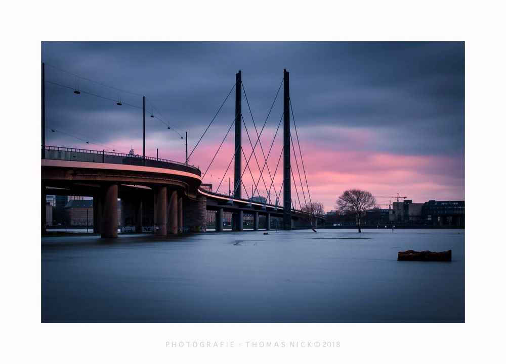 Rheinhochwasser I