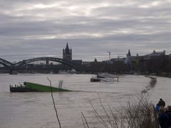 Rheinhochwasser III 15.1.11