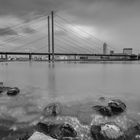 Rheinkniebrücke Düsseldorf