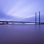 Rheinkniebrücke Düsseldorf