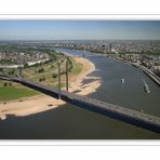 Rheinkniebrücke Düsseldorf